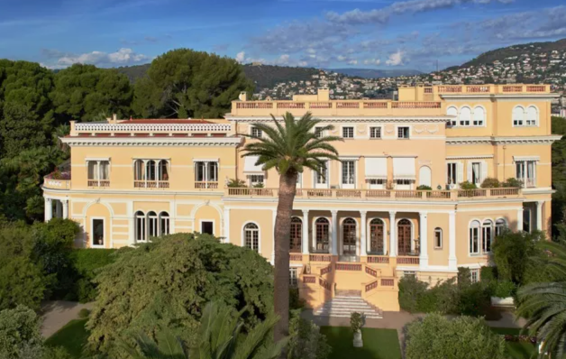Faites-flamber-les-prix-4 Villa-les cedre<br />
immobilier de luxe